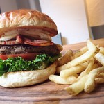 Lantern burger - ベーコンエッグバーガー