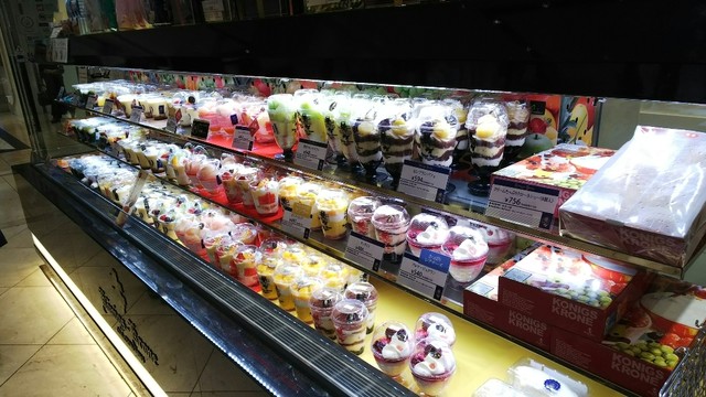 Konigs Krone Ikebukuro Cake Tabelog Konigs Krone Ikebukuro Cake Tabelog