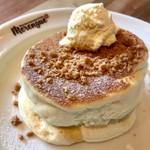 メレンゲ - ホイップバターパンケーキ(2枚)