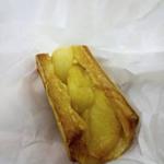 テーラ・テール - 桃のデニッシュ