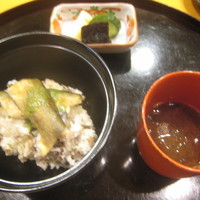 懐石料理 はし本 - 食事（鮎の飯蒸し）