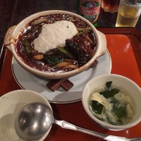虎萬元 南青山店 - 牛スネトロロ土鍋飯1200円