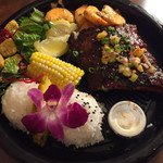 Rainbow Lanai - ポークソテーとガーリックシュリンプ