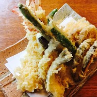 そば会席 立会川 吉田家 - ボリューミーな天ぷら。