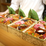 東麻布 天本 - 極上バラちらし