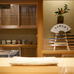 東麻布 天本 - カウンター席からの眺め