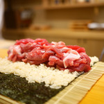 鮨 あらい - 鮪中太巻き