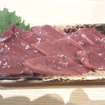 炭火焼テジ - ４度目やみつきレバサシ