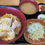 とんかつ だるま - ロースカツ丼