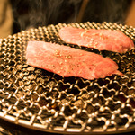 炭火焼肉 矢つぐ - 