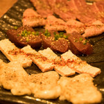 炭火焼肉 矢つぐ - 