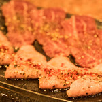 炭火焼肉 矢つぐ - 