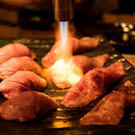 炭火焼肉 矢つぐ - 