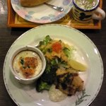 洋食の家 キャベツ - カキフライとミニグラタン、パン