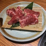 焼肉 しんうち 神楽坂 - 