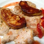 Torattoria Amazza - 豚フィレ肉のスカロッパ，フォアグラソテーのせ