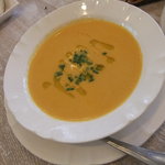 伊太利庵厨房　四季の庭 - ランチメニュー：エビのスープ