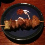 すし土風炉 - とり皮　150円