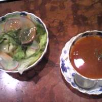 六角堂 - ランチステーキ定食のスープとサラダ