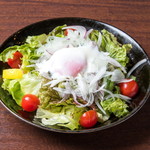 Warm green salad