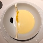 レフェルヴェソンス - マイグレーション〜とうもろこしの冷たいスープと発酵乳、モーレネグロ