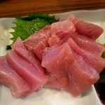 もつ焼 あぶさん - マグロ刺