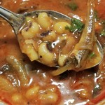 SPICY CURRY 魯珈 - 限定カレー（いりことロビア豆のコランブ）のアップ