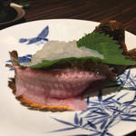 味あら井 - 背面の美しさ