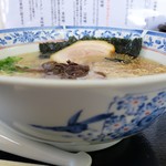 松 - 博多ラーメン（醤油タレ）