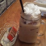 グリグリア カフェアンドグリル - コンパンナ・カプチーノ430円はセットで無料