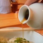 まん作 - 濃口のツユ