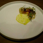 ラチュレ - 愛知2日熟成鯵と桃 バジルオイル バターミルク