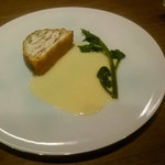 ラチュレ - 帆立 鮎 生海苔のムース 鮎のフィレのパイ包み焼き ソースブールブラン