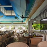 Kilimanjaro Kafé - 朝の店内、涼しいです