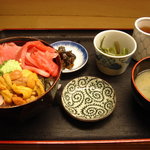 仲家 - ウニトロ中落ち丼