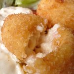 ぽっぽや - カニクリームコロッケUP　タルタルソースがいっぱい♪