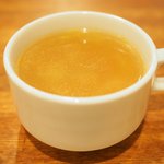 レストラン・サカキ - 千葉県産林SPF豚のポークジンジャー 1350円 のスープ