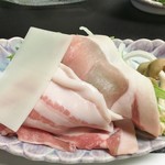 飛鳥荘 - 大和ポークはモッチモチ。