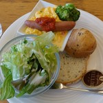 カフェ&ビアレストラン アビオン - モーニングディシュ　ドリンクセット880円