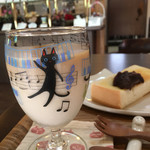 カフェ猫の散歩道 - ドリンク代のみのモーニング(2017.08現在)