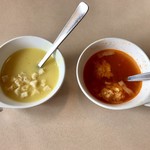 ヴィクトリアステーション - コーンスープ、トマトスープです。