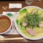 広島風冷しつけ麺・楽 - 大盛（１．５玉）￥１，１００