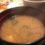 shibuya もへい - 豚かば焼き定食950円のお味噌汁