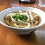 野口うどん - 素うどんだと寂しいな
      丼は小さめでカワイイ