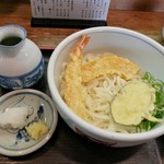 鶴よし - 冷たいエビ野菜天　670円