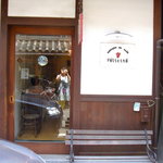 Antique et cafe Felicite - 店入り口です。