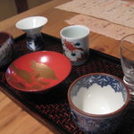 光安 - 好きなお猪口を選びます