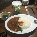 焼肉牛印 - 牛印カレー、1,000円