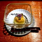 富小路 やま岸 - 先付：淡路島の鮑・雲丹・冬瓜のジュレがけ