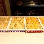 富小路 やま岸 - 凌ぎの雲丹2種